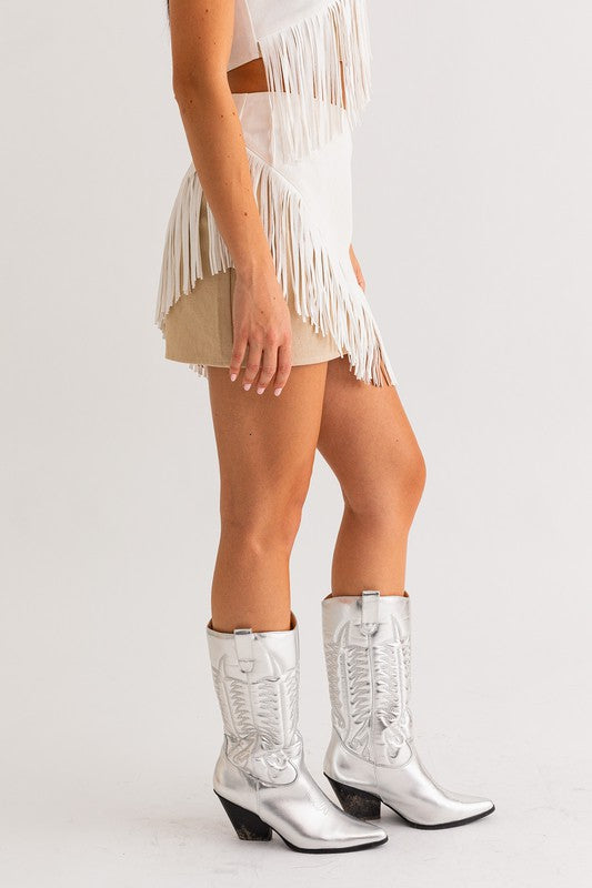 Shake Things Up Skirt in White/Taupe