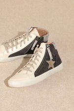 Elle Sneakers in Grey/Beige