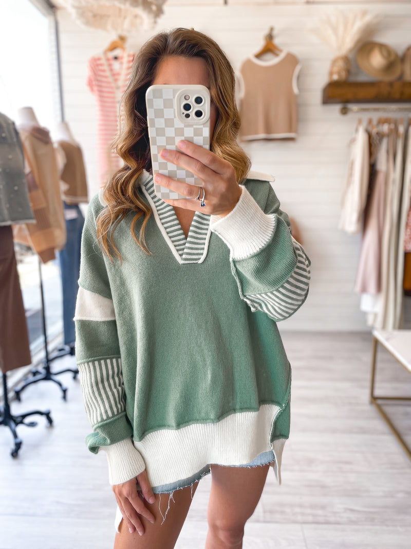 No Days Wasted Sweatshirt in Green/Ivory