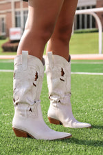 Alice Vintage  Boots in White