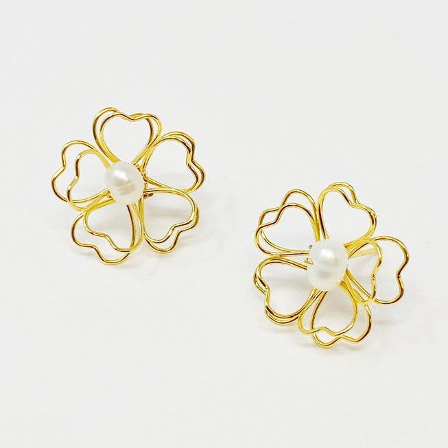 Flower Girl Stud Earrings in Gold