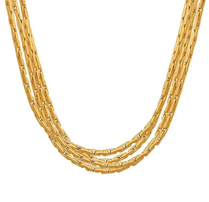 More Layers Necklace in Gold
