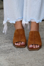 Lillie Heel in Camel