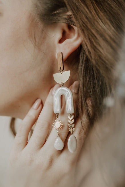 Mother Nature Earrings in Neutral