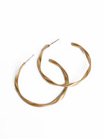 Sleek Style Hoop Earrings in Gold