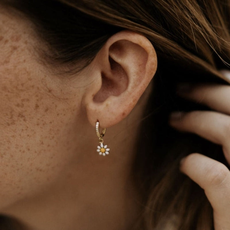 Daisy Huggie Hoop Earrings in Gold