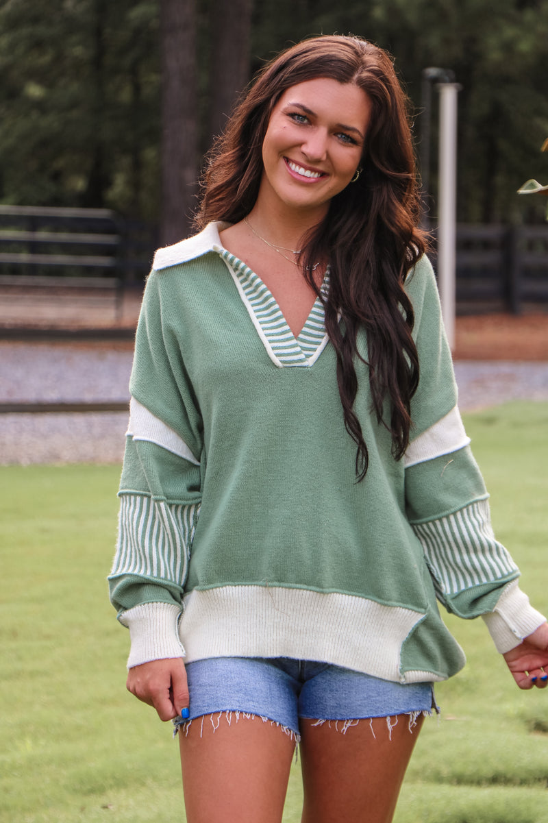 No Days Wasted Sweatshirt in Green/Ivory