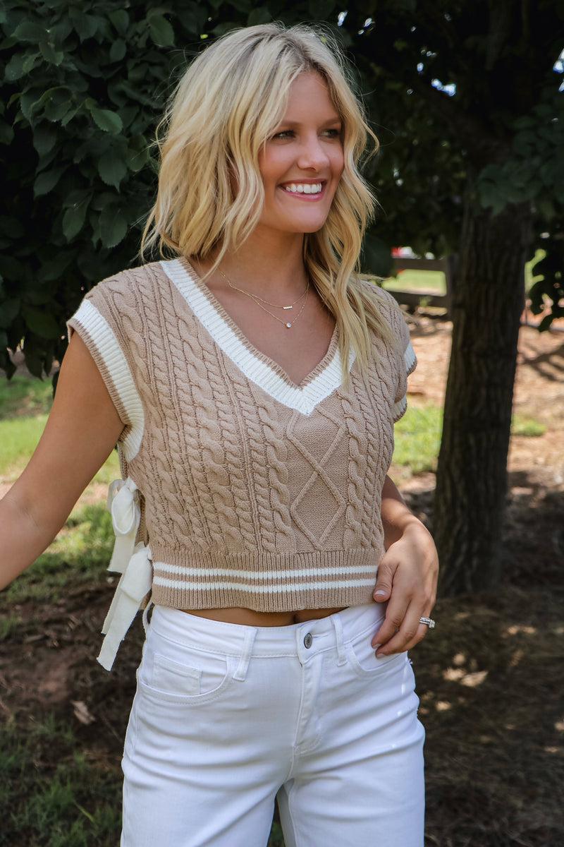 Stylish Splendor Sweater Vest in Tan/White