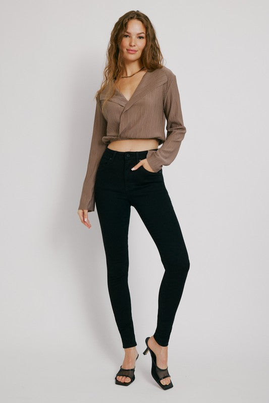 Smooth Things Over Skinny Jeans in Black