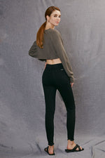 Worth It Skinny Jeans in Black