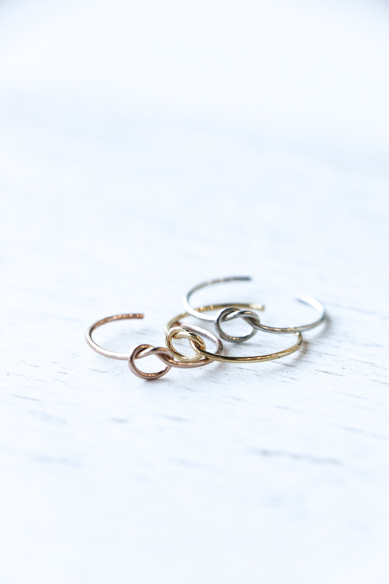 Knot Ring - 3 Colors